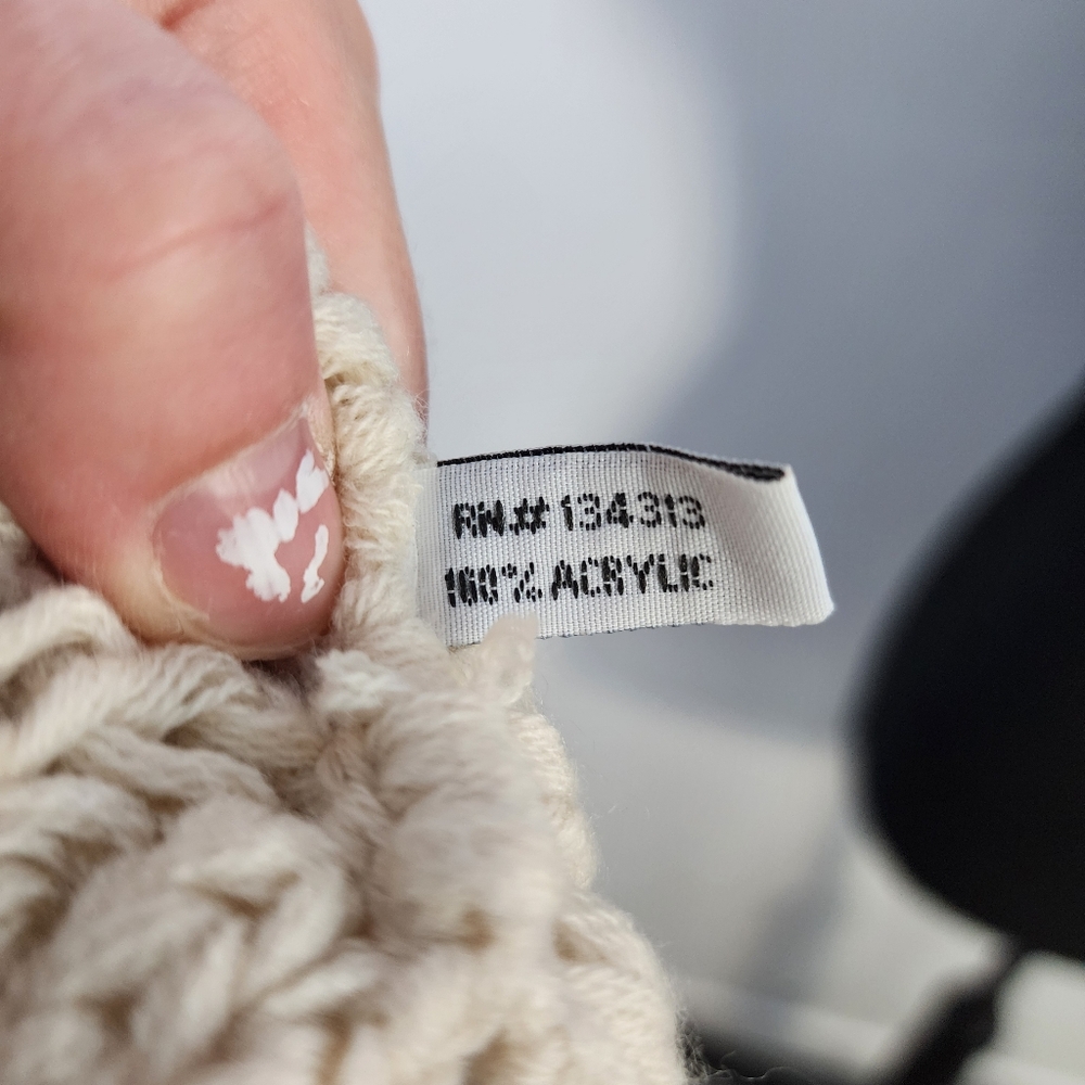 Cream Knit Infinity Scarf. - Picture 3 of 5